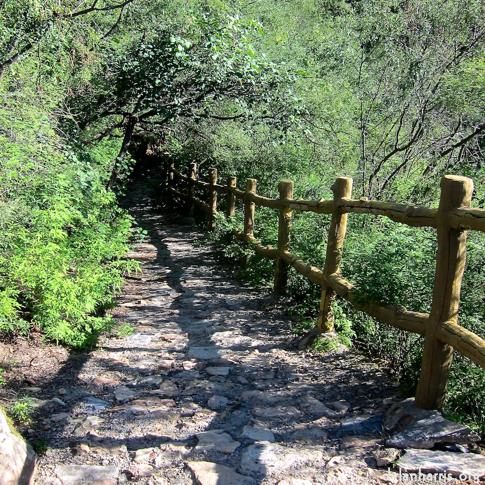 image: This is ‘
sky gate 2
’.