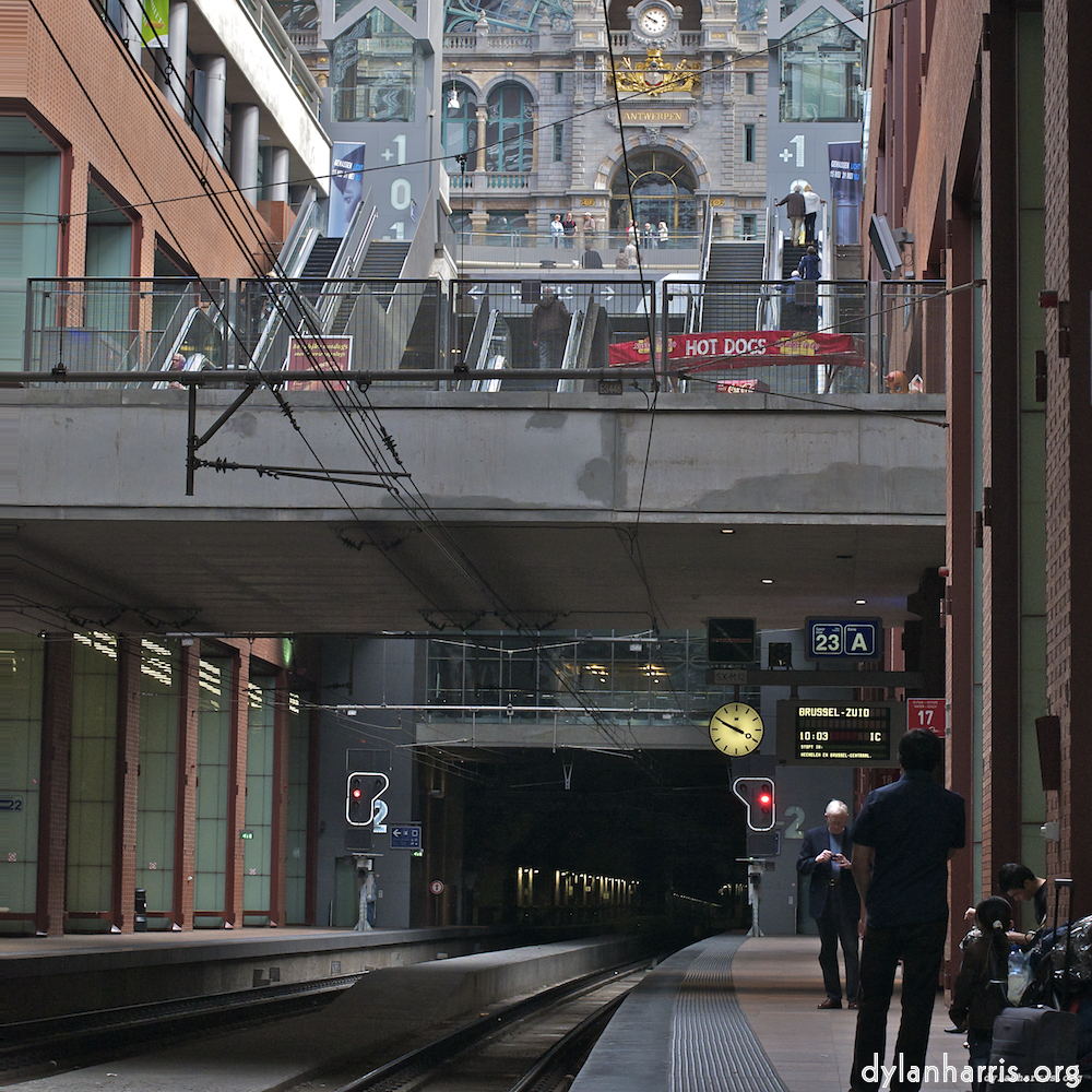 Image: Image 'antwerpen centraal (ii) 3'.