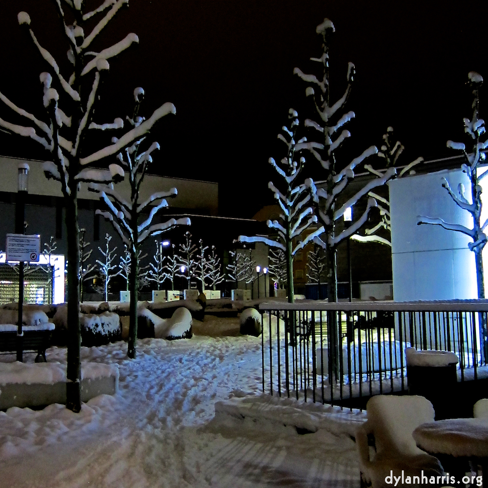 image: Voici ‘way to work (viii) 1’.