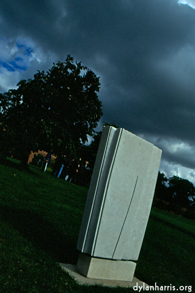 Image 'sculpture 1'.