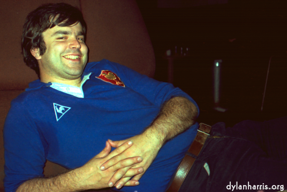 image: This is ‘
thames 10
’.