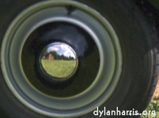 Image: Image 'wurm im apfel (ii) 13'.