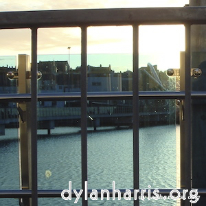 Image 'wurm im apfel (iii) 12'.