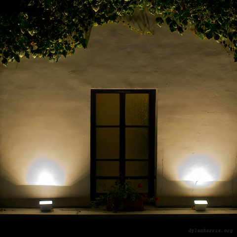 image: unlabelled image