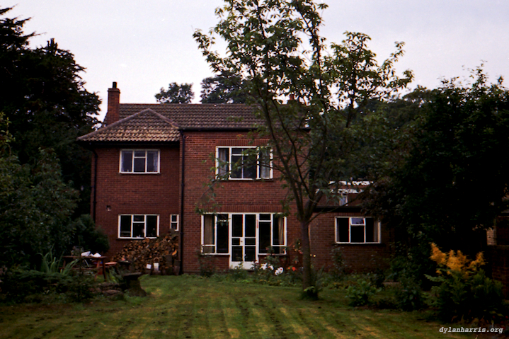 image: unlabelled image