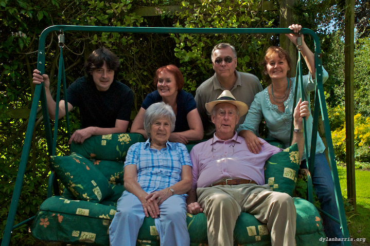 image: unlabelled image