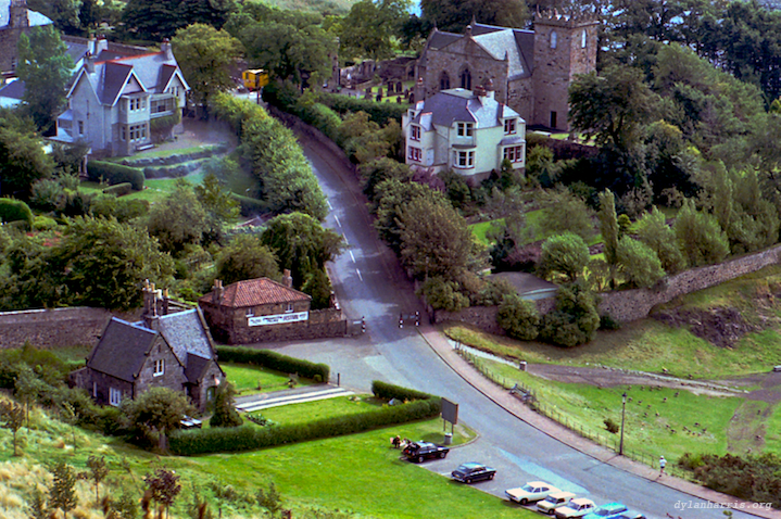 image: unlabelled image