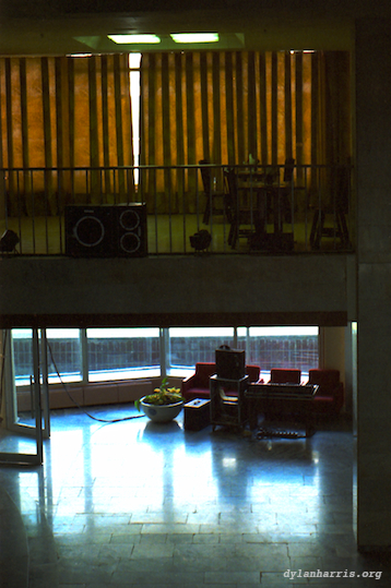 image: unlabelled image