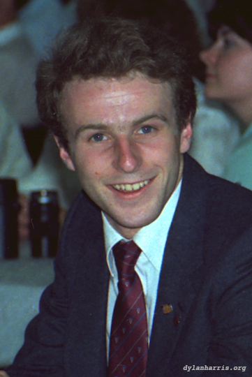 image: unlabelled image