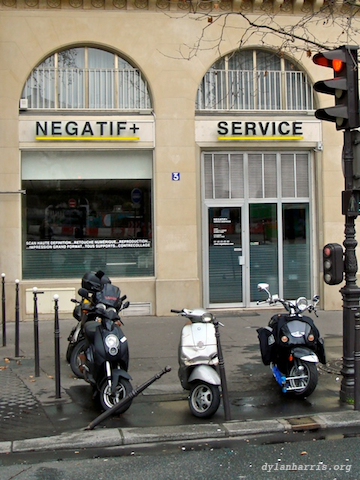 image: unlabelled image