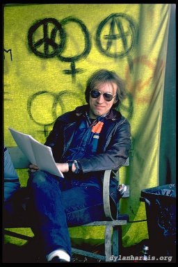 image: unlabelled image