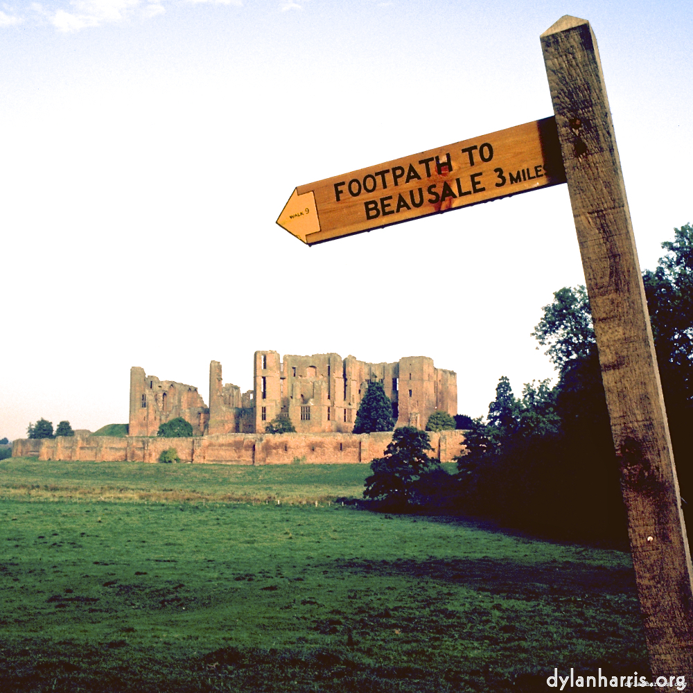 image: This is ‘
untitled (xiv) 3
’.