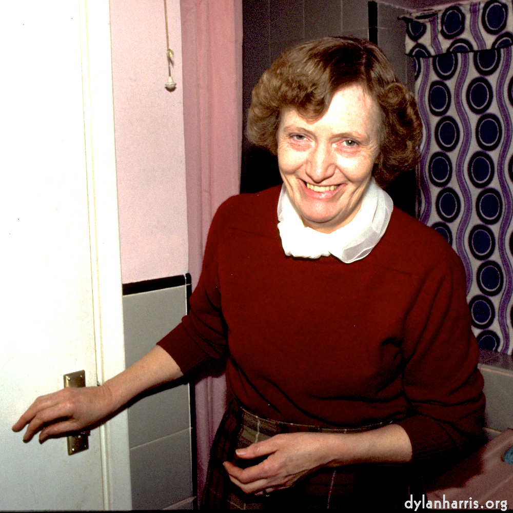 Image 'family (vi) 1'.