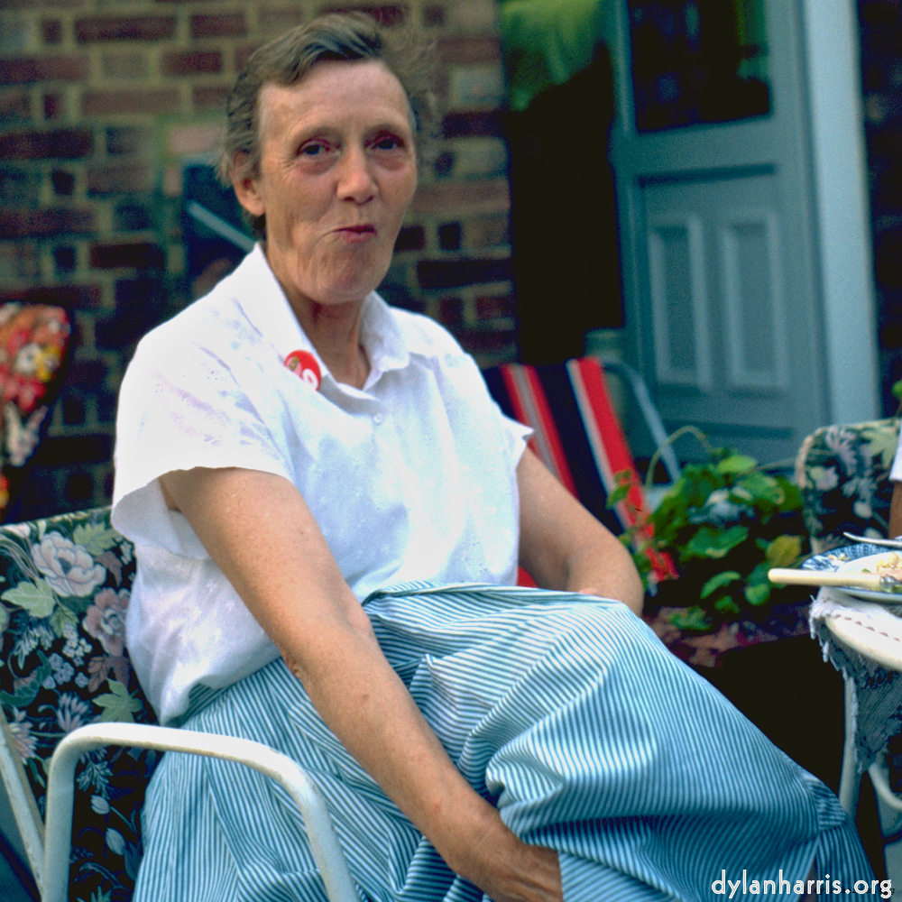 Image 'family (vi) 4'.