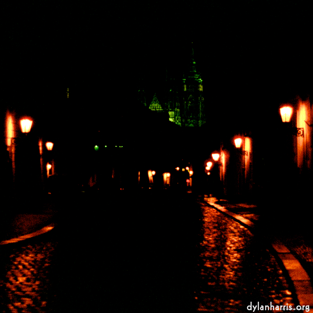 image: This is ‘
prague (v) 1
’.