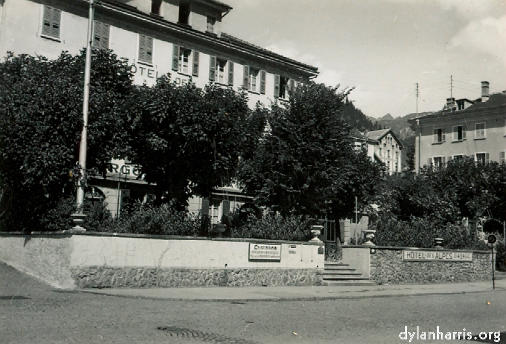 Image: Hotel Des Alpes where we lunched.