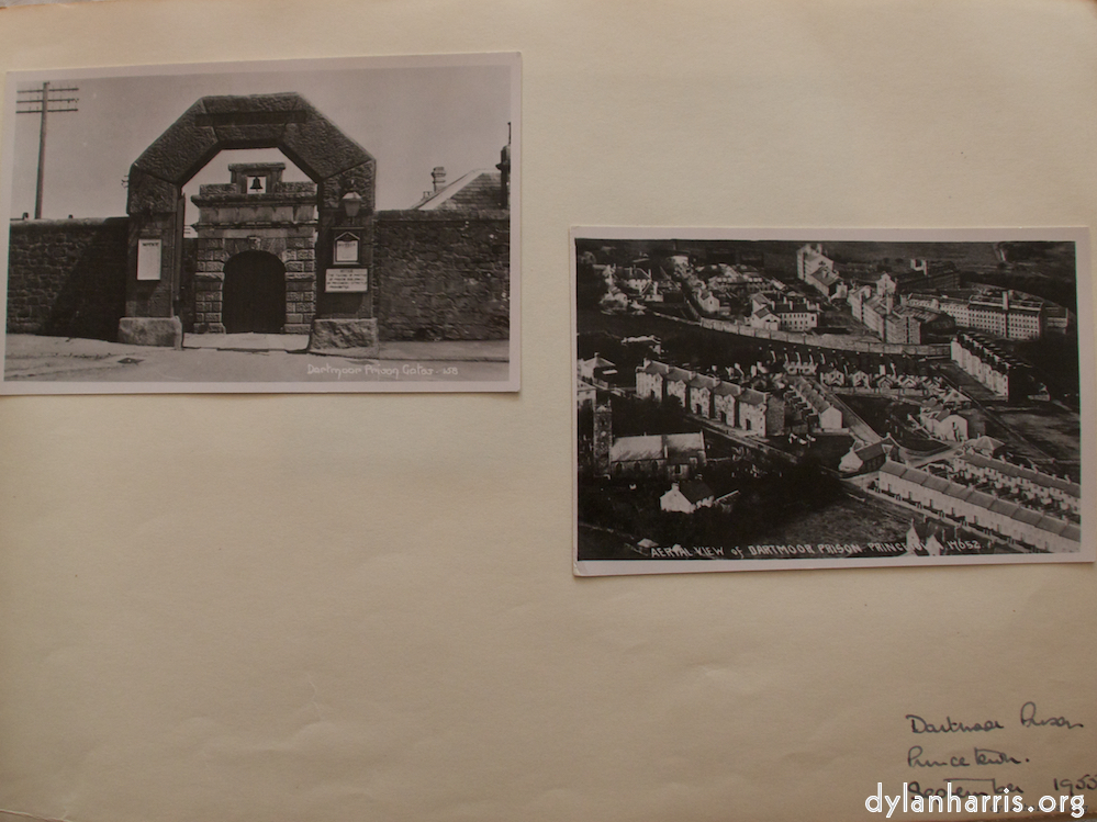 Image: Image 'young couple 10'.