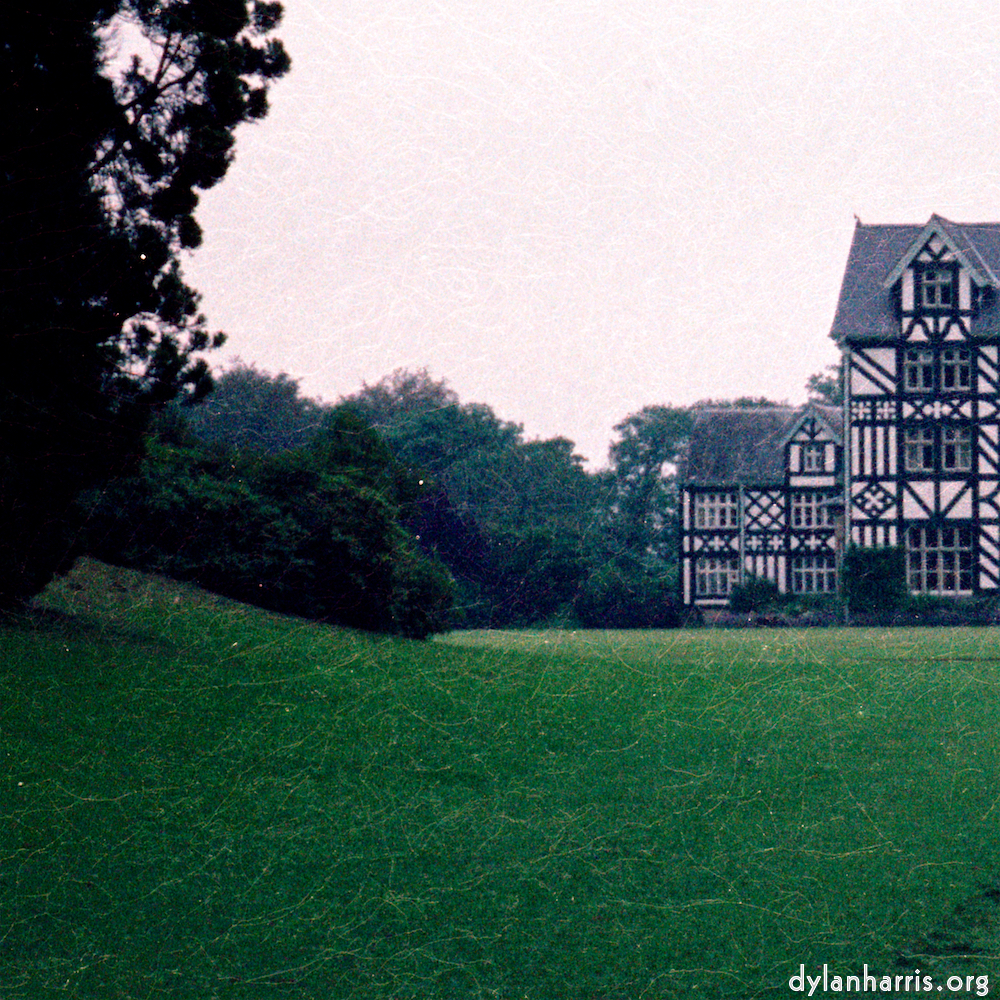 image: This is ‘
thames poly (vi) 4
’.