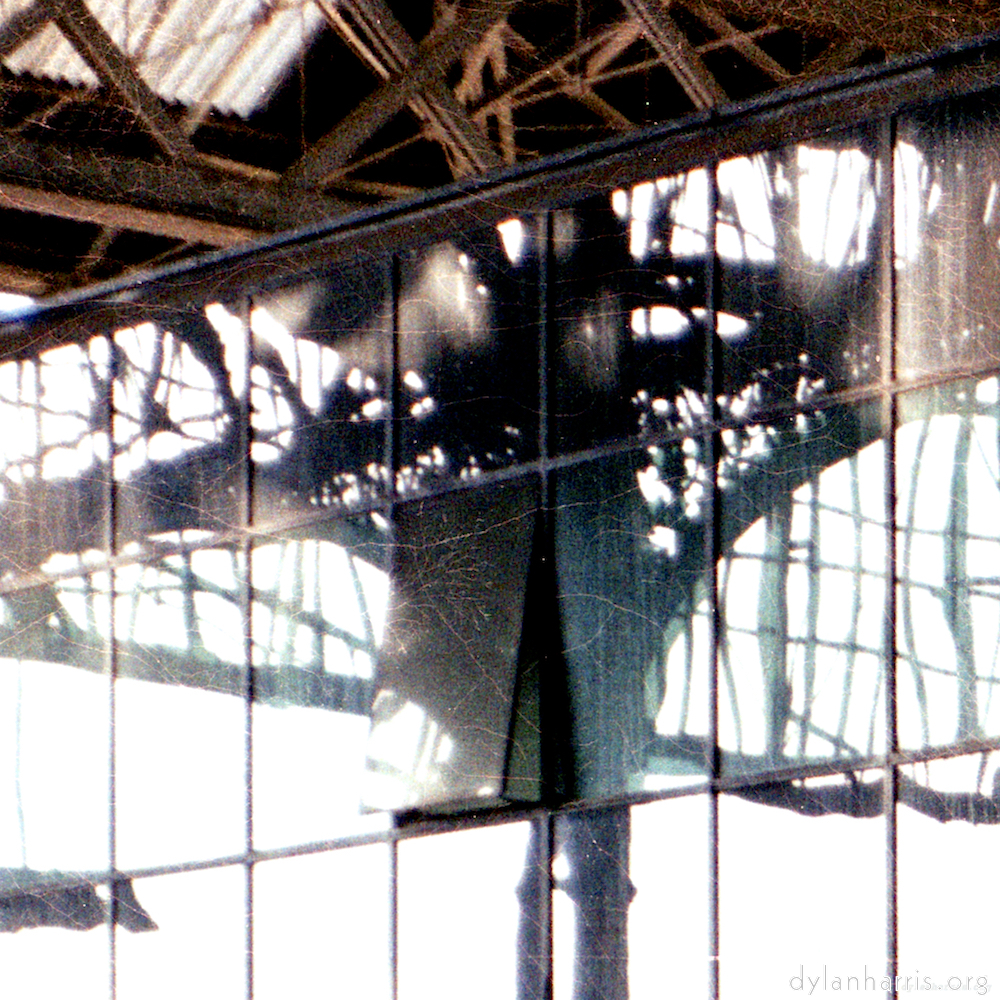 image: This is ‘
train (vi) 2
’.