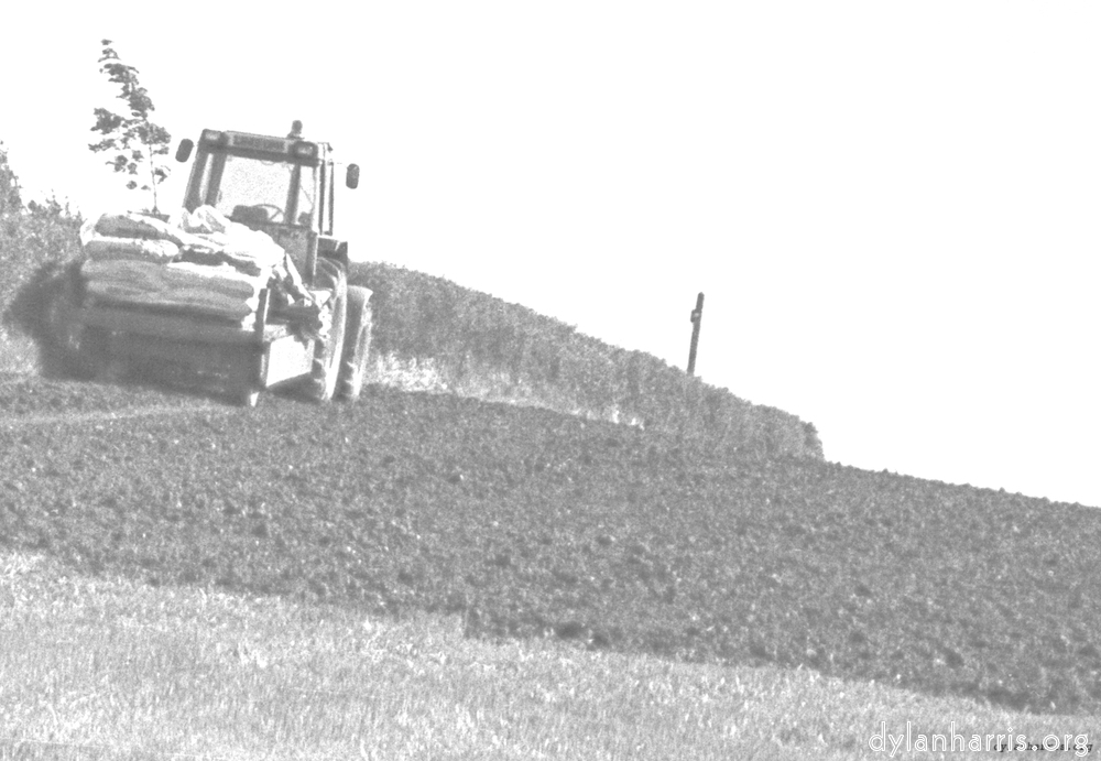 Image 'train (i) 2'.