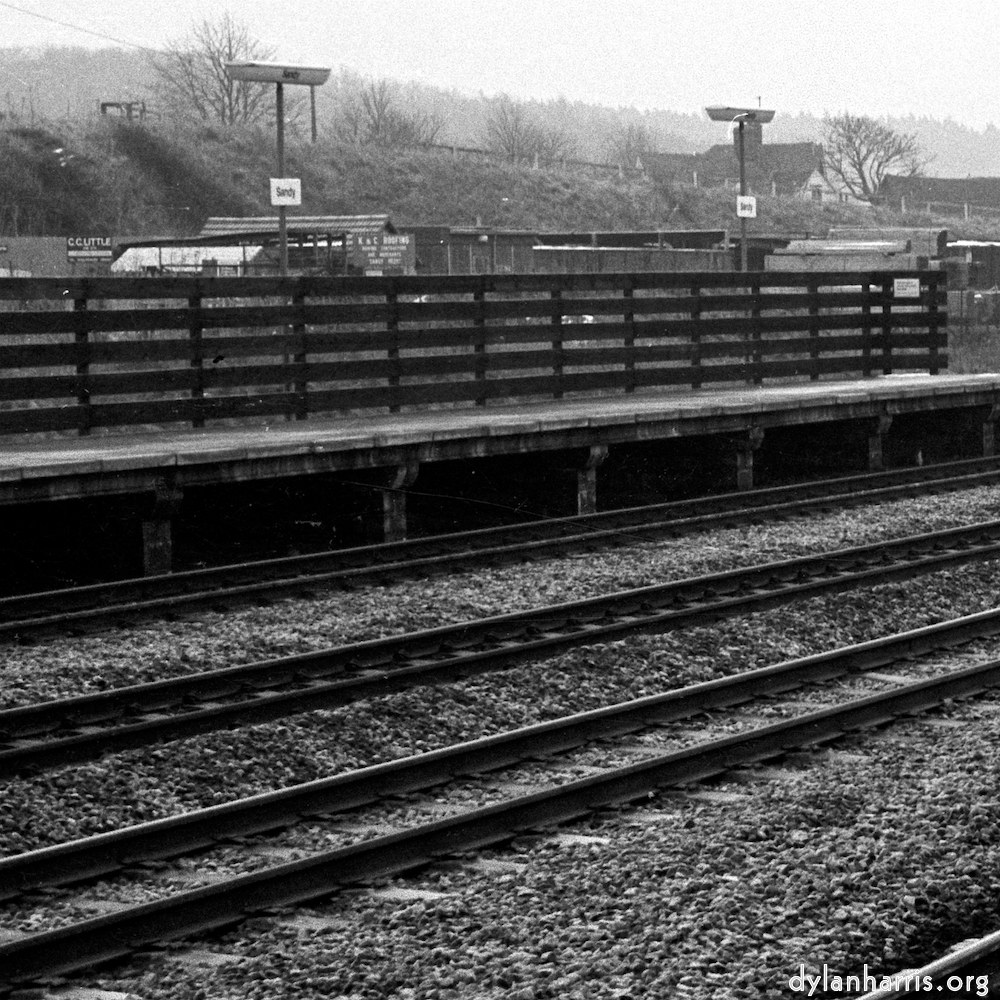 image: This is ‘
train (xv) 1
’.