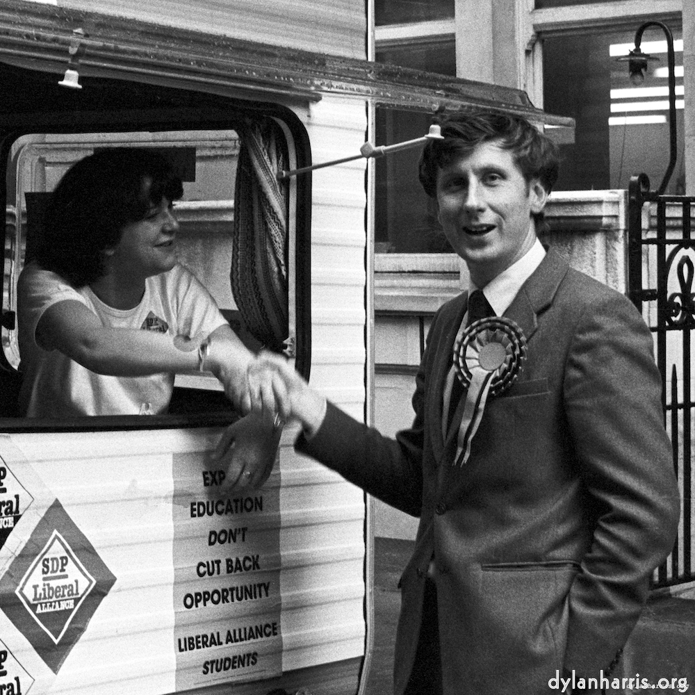 image: This is ‘
election (i) 1
’.