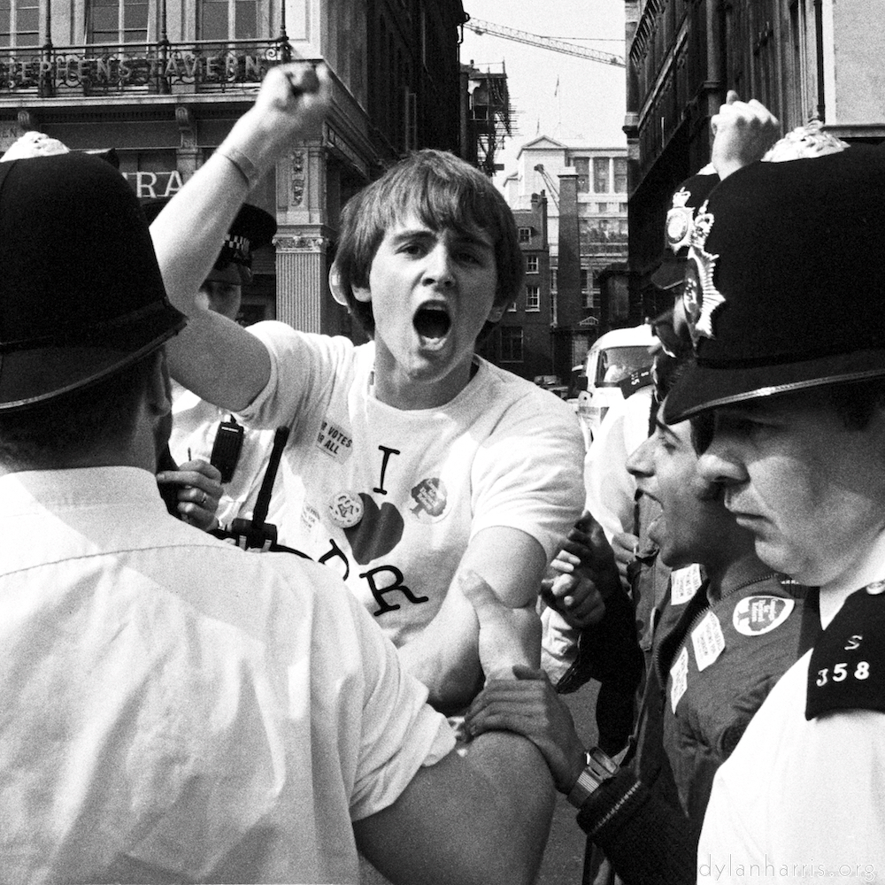 image: This is ‘
fair votes 9
’.