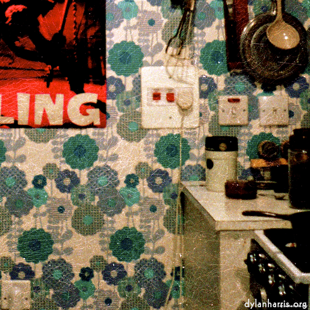 image: This is ‘
travel 8
’.