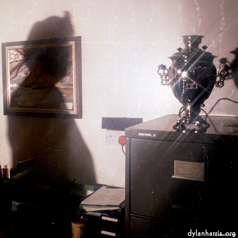 Image: Image 'thames poly (x) 3'.