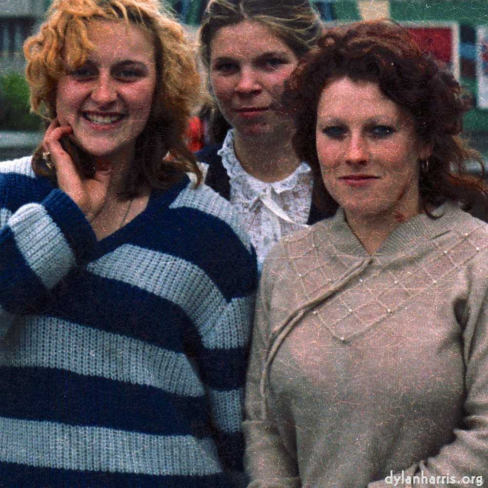 Image: Image 'thamesmead (i) 5'.