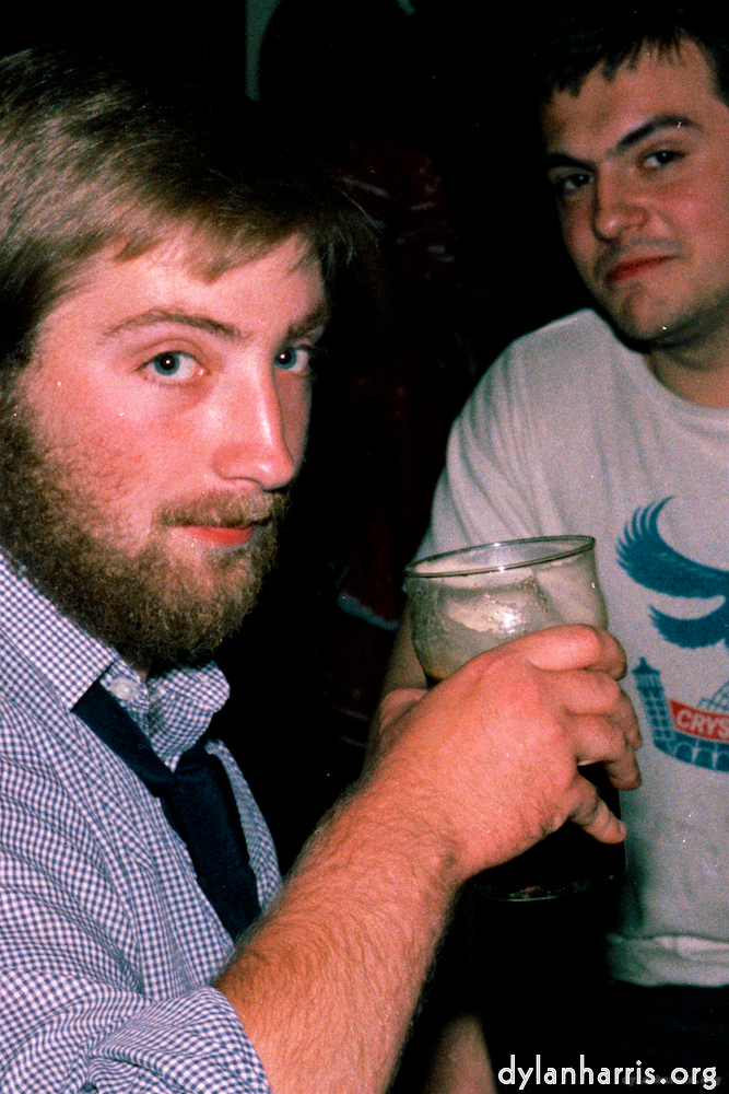 image: This is ‘
thames poly (xi) 3
’.