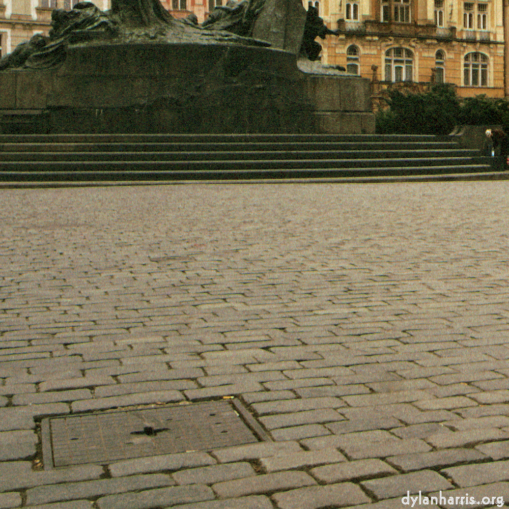 image: This is ‘
prague (i) 1
’.